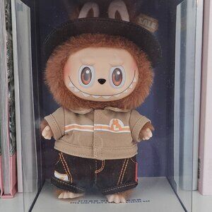 Labubu wacky mart manager